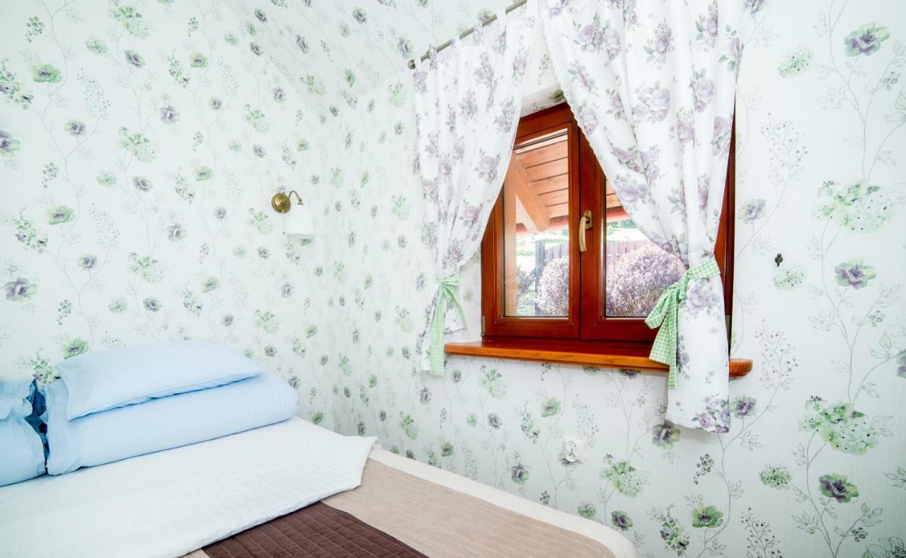 Apartamenty Romanowka Raszow Eksteriør bilde